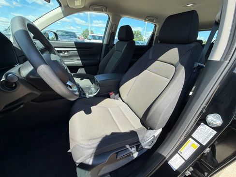 Used 2023 Honda CR-V LX image 10