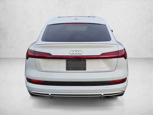 Certified 2021 Audi e-tron Premium AWD/4WD image 6