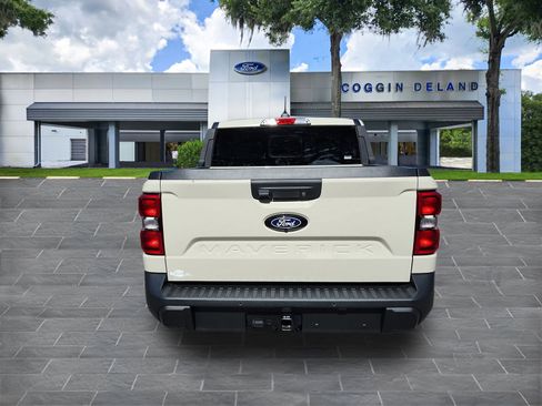 Certified 2025 Ford Maverick Lariat image 4