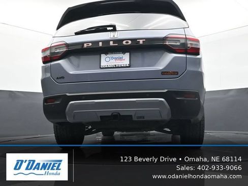 Used 2026 Honda Pilot TrailSport image 11