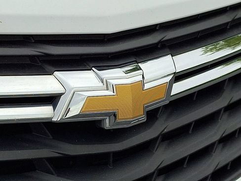 Used 2024 Chevrolet Equinox LS FWD image 31