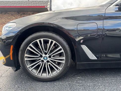 Used 2019 BMW 530e xDrive image 15