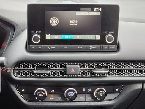 Used 2025 Honda HR-V Sport image 20