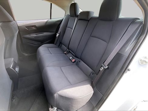 Used 2025 Toyota Corolla LE FWD image 21