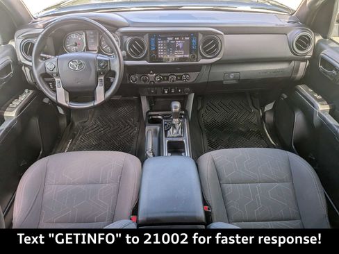 Used 2019 Toyota Tacoma TRD Off-Road AWD/4WD image 17
