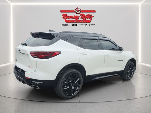 Used 2023 Chevrolet Blazer RS w/ Driver Confidence II Package FWD image 5