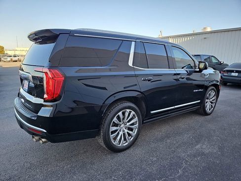 Used 2021 GMC Yukon Denali w/ Denali Ultimate Package image 8