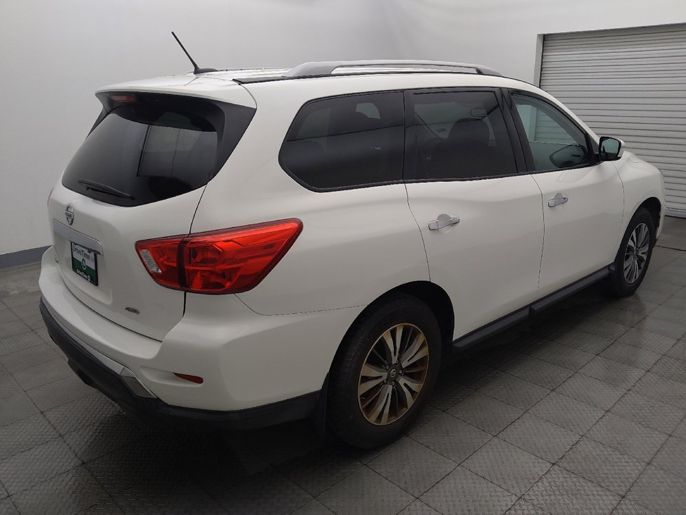 Used 2017 Nissan Pathfinder S AWD/4WD image 9