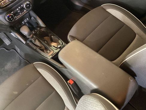 Used 2023 Chevrolet TrailBlazer LT w/ Convenience Package AWD/4WD image 22