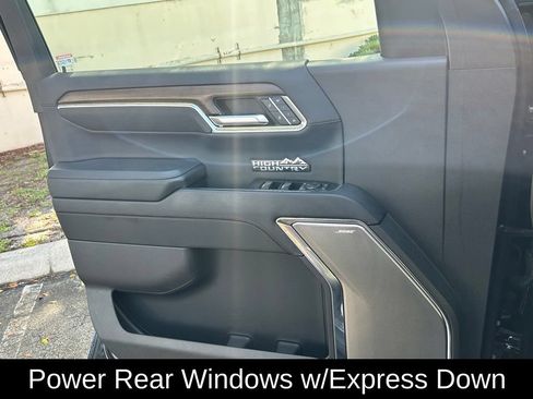 Used 2024 Chevrolet Silverado 1500 High Country w/ Technology Package RWD image 15