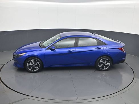Certified 2023 Hyundai Elantra SEL w/ Convenience Package FWD image 21