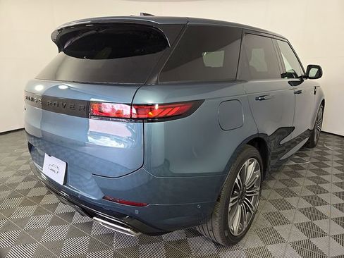 New 2026 Land Rover Range Rover Sport Dynamic SE AWD/4WD image 5