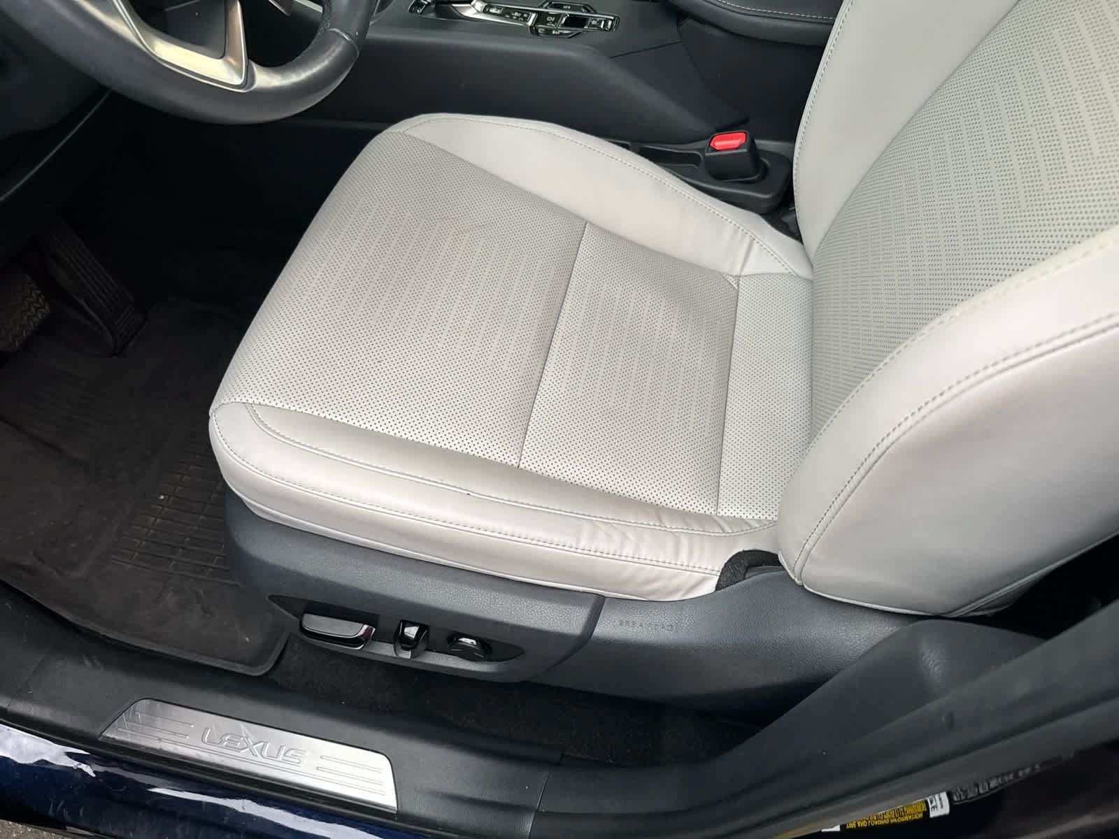 Used 2024 Lexus TX 350 FWD w/ Cold Weather Package image 7
