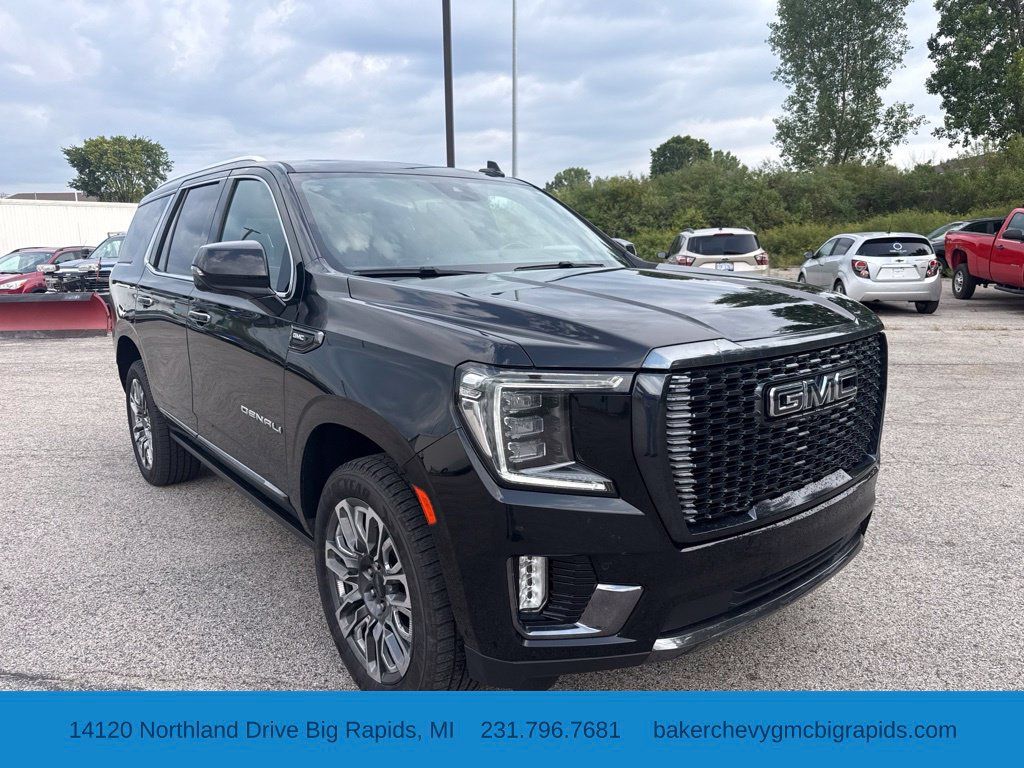 Used 2023 GMC Yukon Denali Ultimate AWD/4WD image 1