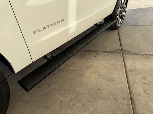 Used 2025 Ford Expedition Platinum w/ Platinum Ultimate Package image 28