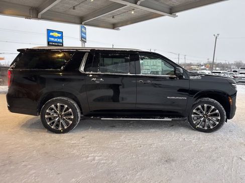 New 2026 Chevrolet Suburban High Country image 4