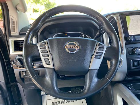 Used 2021 Nissan Titan SV w/ SV Convenience Package RWD image 53