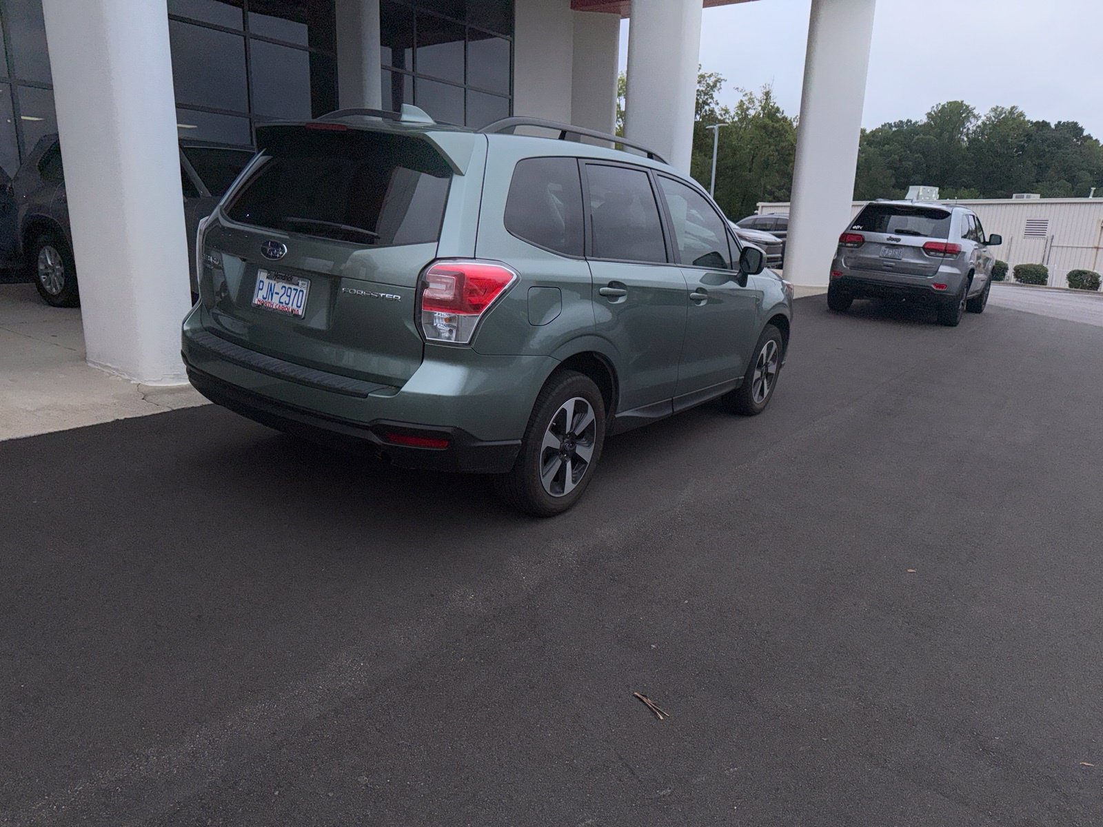 Used 2018 Subaru Forester 2.5i Premium w/ All-Weather Package AWD/4WD image 20