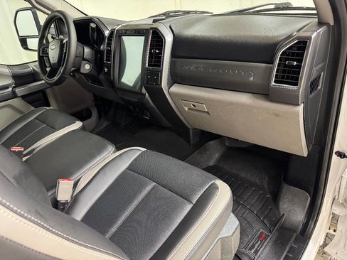Used 2018 Ford F250 XLT image 28
