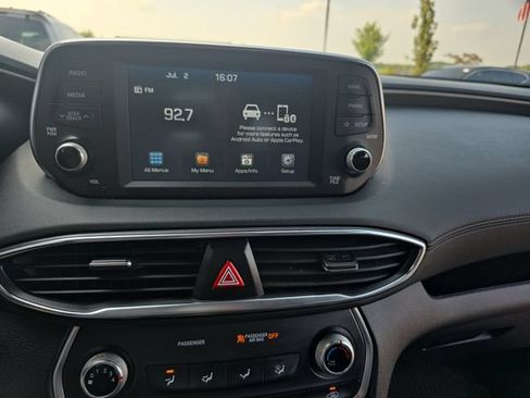 Used 2020 Hyundai Santa Fe SE AWD/4WD image 13