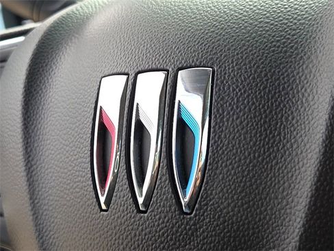 Used 2024 Buick Encore GX Sport Touring w/ Comfort Package image 25