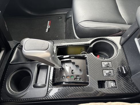 Certified 2023 Toyota 4Runner TRD Off-Road Premium w/ Off Road Premium Plus Package AWD/4WD image 24