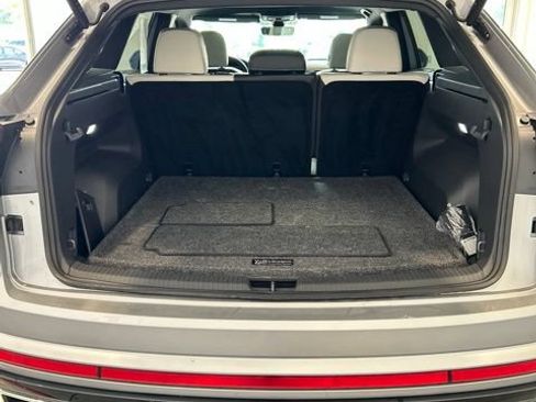 Used 2024 Volkswagen Atlas Cross Sport SEL Premium R-Line AWD/4WD image 7