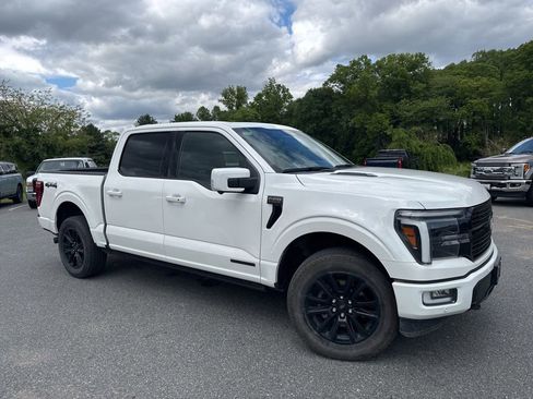 Used 2024 Ford F150 Platinum AWD/4WD image 1