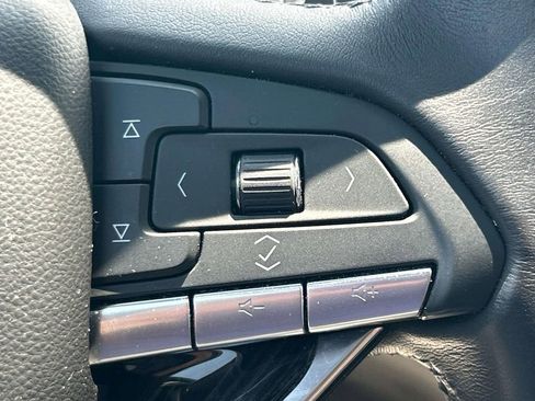 Used 2023 Cadillac XT6 Premium Luxury AWD/4WD image 33