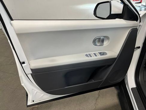 Used 2024 Hyundai Ioniq 5 SE RWD image 24