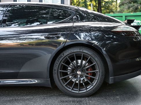 Used 2011 Porsche Panamera 4 AWD/4WD image 5