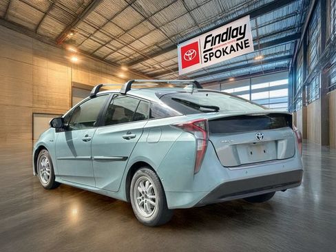 Used 2018 Toyota Prius Two w/ Prius Two Safety Plus Package FWD image 6