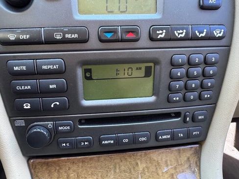 Used 2005 Jaguar X-TYPE 3.0 image 41