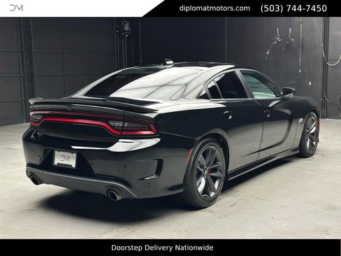 Used 2019 Dodge Charger Scat Pack w/ Plus Group image 6