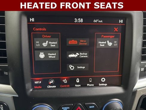 Used 2020 RAM 1500 Classic SLT w/ Luxury Group image 5