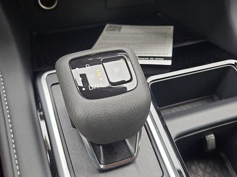 New 2025 Nissan Pathfinder SV image 17