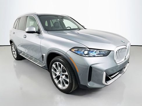 Used 2026 BMW X5 sDrive40i RWD image 3