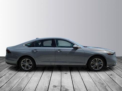 Used 2023 Honda Accord EX-L image 6