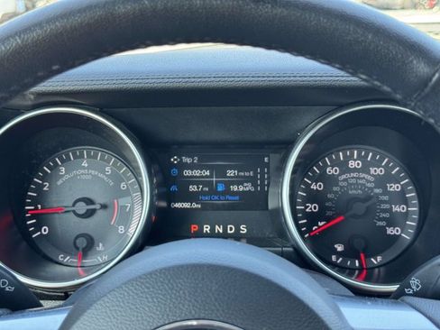 Used 2021 Ford Mustang Coupe RWD image 20