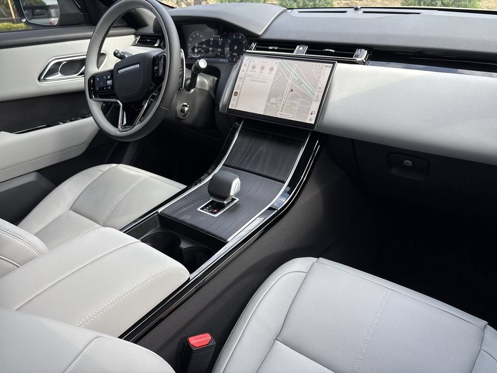 New 2026 Land Rover Range Rover Velar S AWD/4WD image 14