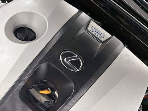 Used 2021 Lexus ES 300h w/ Premium Package image 30