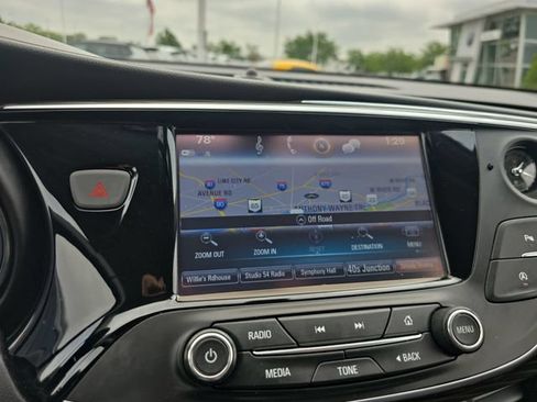 Used 2020 Buick Envision Essence AWD/4WD image 14