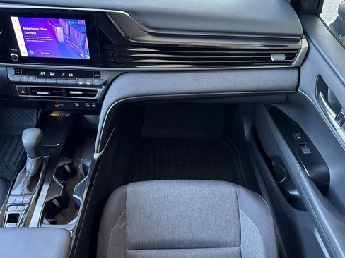 Certified 2025 Toyota Camry LE w/ Convenience Package FWD image 28