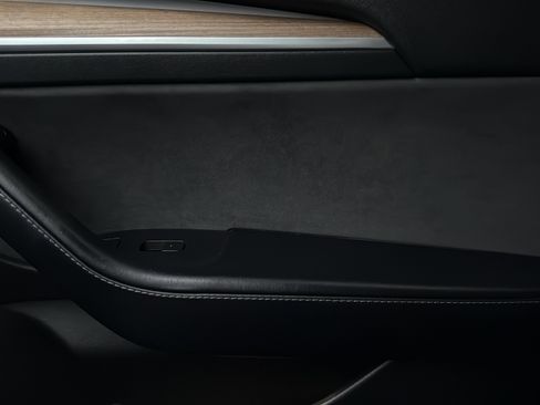 Used 2022 Tesla Model 3 Long Range image 37