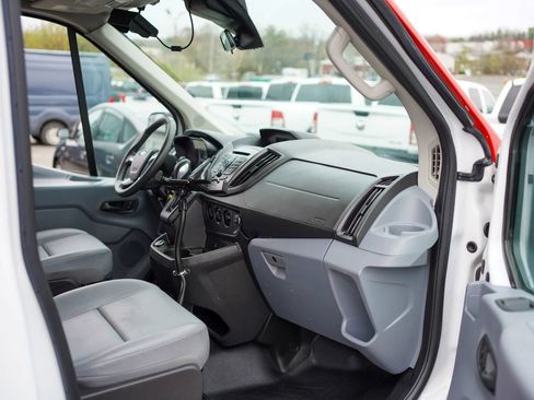 Used 2018 Ford Transit 350 138 DRW RWD image 22
