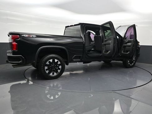 Used 2020 Chevrolet Silverado 2500 Custom w/ Custom Value Package AWD/4WD image 35