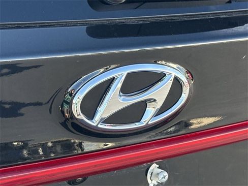 Used 2022 Hyundai Santa Fe Calligraphy image 32