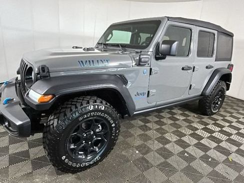 Used 2023 Jeep Wrangler Unlimited w/ Cold Weather Group AWD/4WD image 6