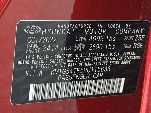 Used 2023 Genesis G70 3.3T w/ Sport Prestige Package image 32