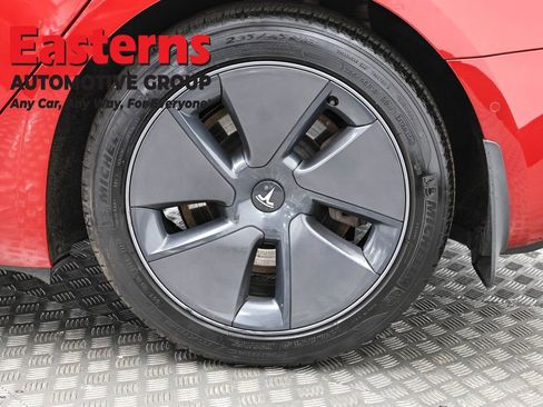 Used 2021 Tesla Model 3 Standard Range Plus image 30